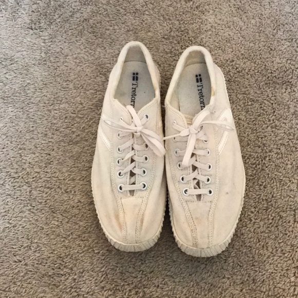 white tretorns